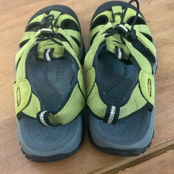 KEEN Waterproof Sandals Size 8 - Picture 11 of 11